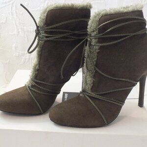 Sexy Green Fur Ankle Boots by Public Desire Size 5.5 Tie Up Boots
